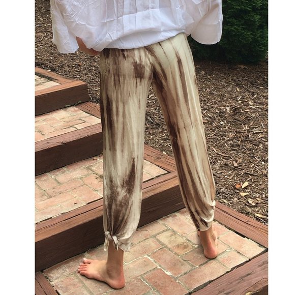 Super Cute BOHO Tie Dye Pants - Picture 6 of 12